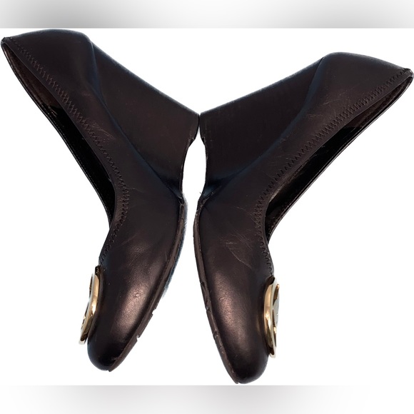 BCBGeneration Black Leather Round Closed Toe Wedge Pump Heels | Size 8B - Picture 5 of 6